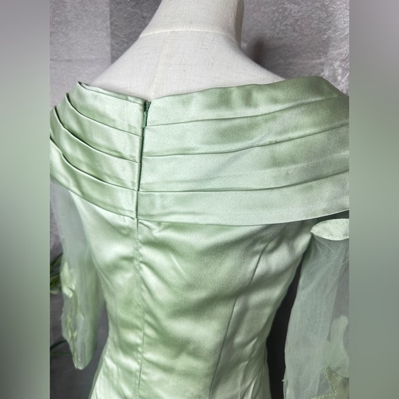 NWT TS Couture Off The Shoulder Pleated Wedding Sheath Dress Sage Green Small - Picture 8 of 12